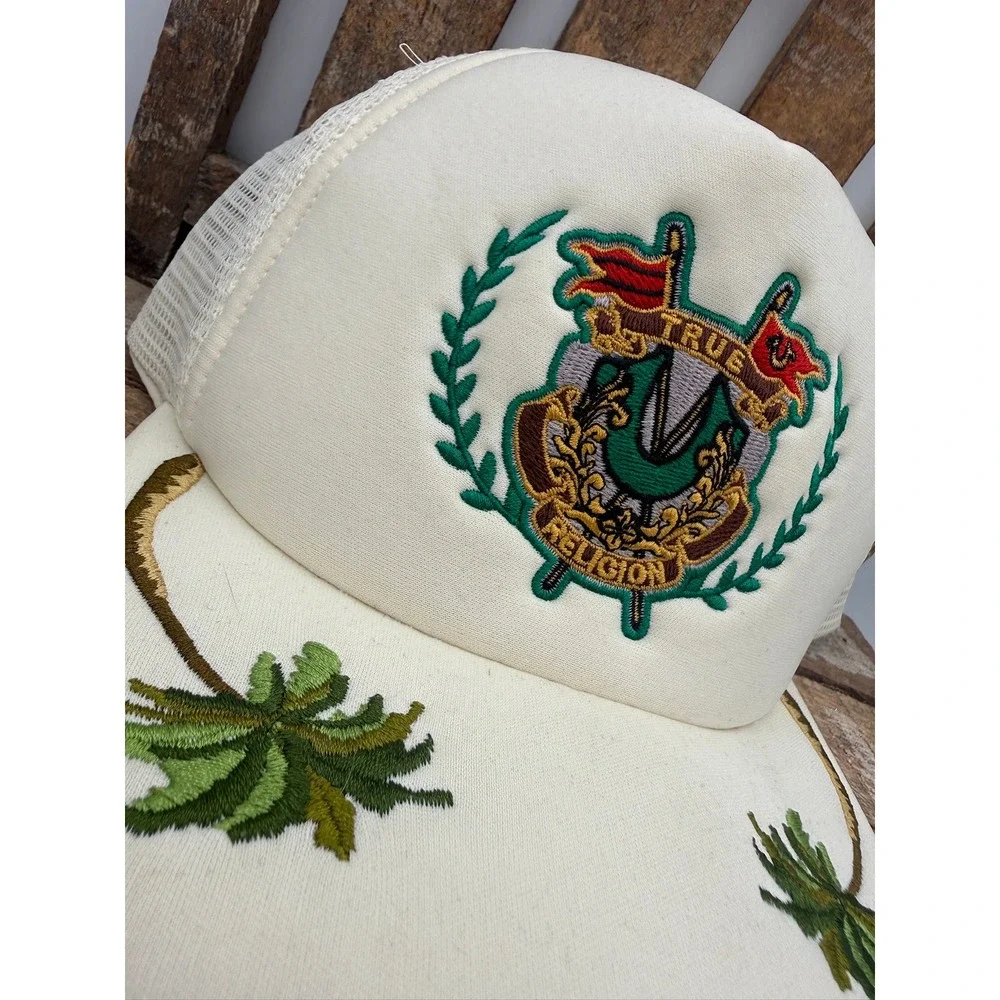 True Religion Cream Trucker Hat Embroidered Crest Palm Tree Snapback Mesh‎ Cap
